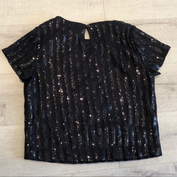 NWT - NY&Company Blouse W/ Sheer Sleeves & Sequins - Picture 6 of 7